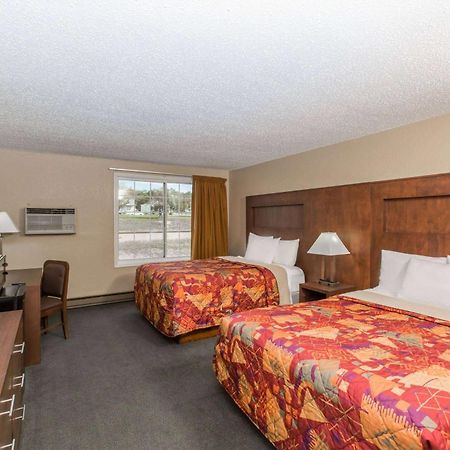 Days Inn By Wyndham Pierre Εξωτερικό φωτογραφία