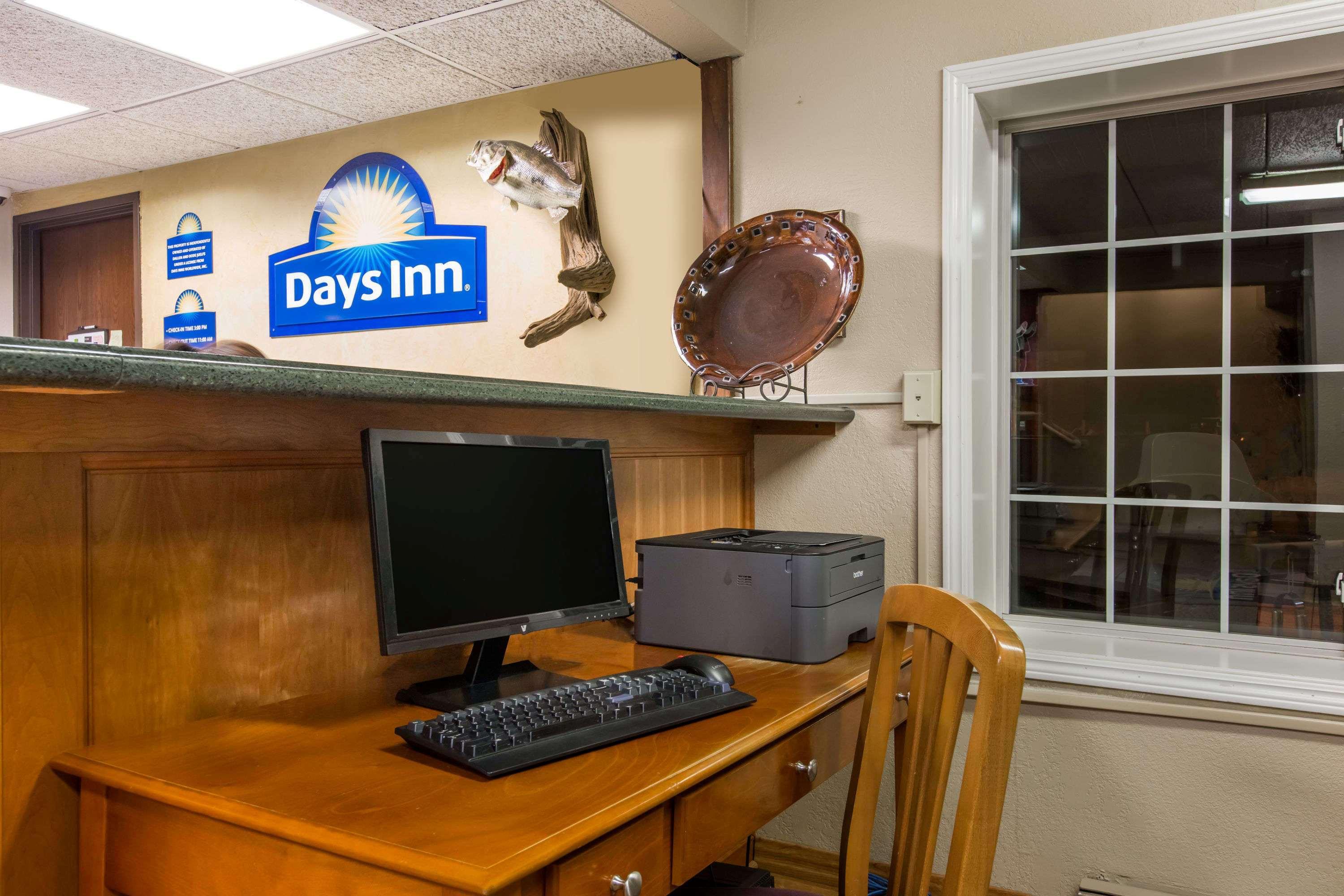 Days Inn By Wyndham Pierre Εξωτερικό φωτογραφία